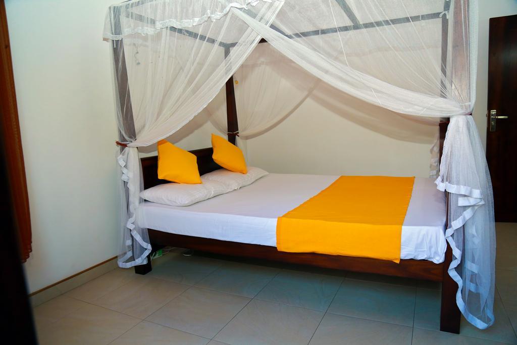 4 S Villa Tangalle Bagian luar foto