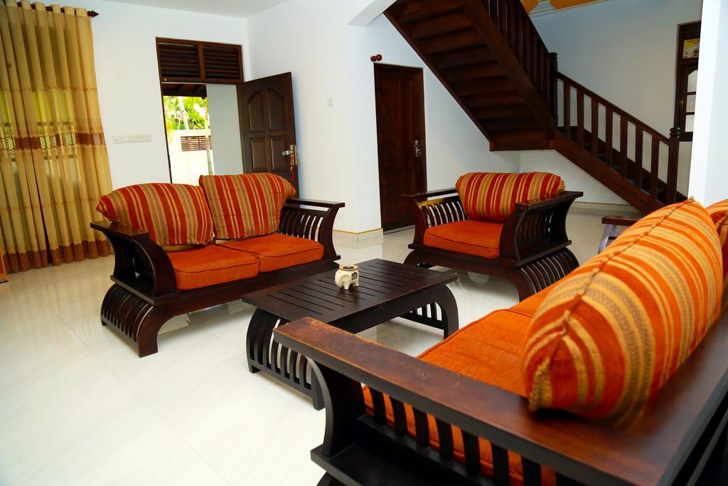 4 S Villa Tangalle Bagian luar foto