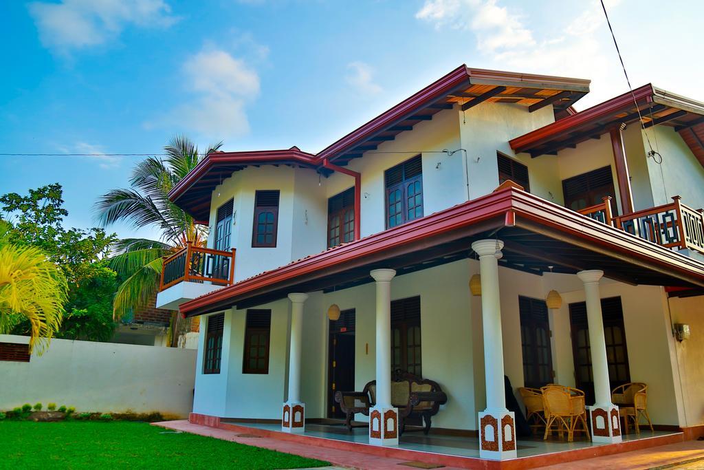 4 S Villa Tangalle Bagian luar foto